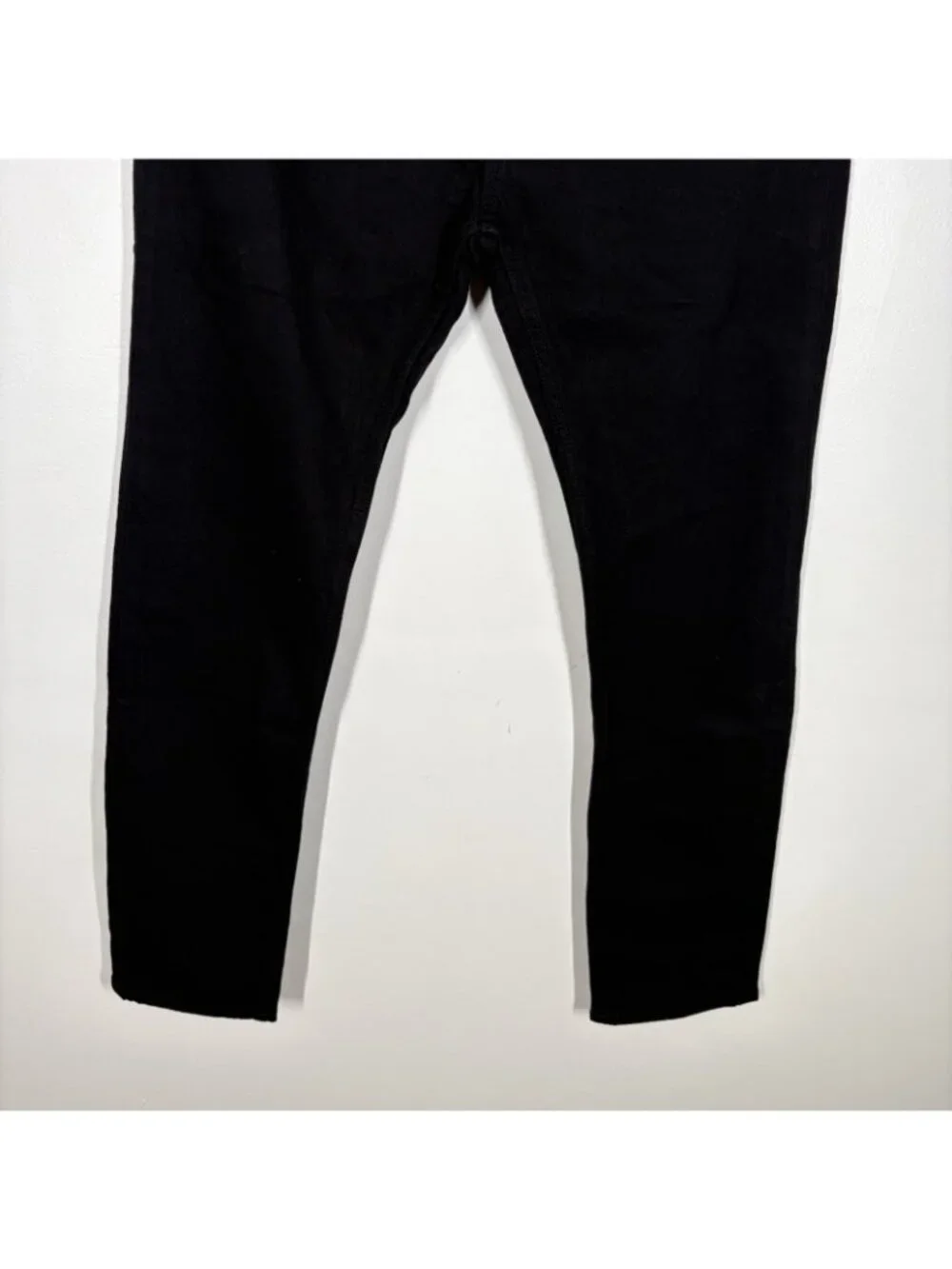 HUGO Boss Men Size W32xL32 Black Denim Ash Slim Fit Jeans NWT